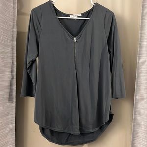 Grey long sleeve zipper shirt. Size medium